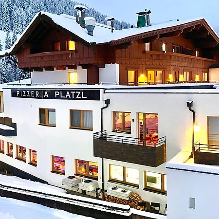 Aparthotel Dorfplatzl Garni Тукс Экстерьер фото