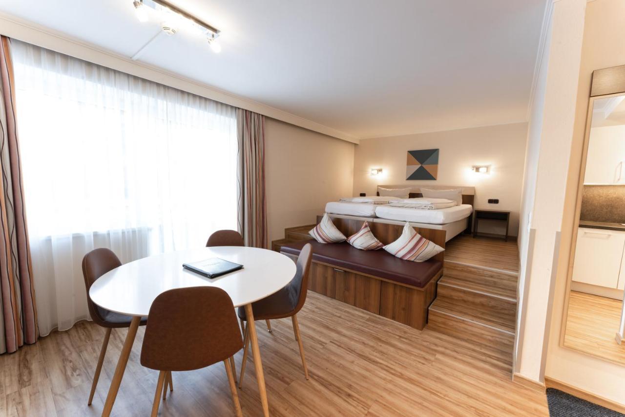 Aparthotel Dorfplatzl Garni Тукс Экстерьер фото