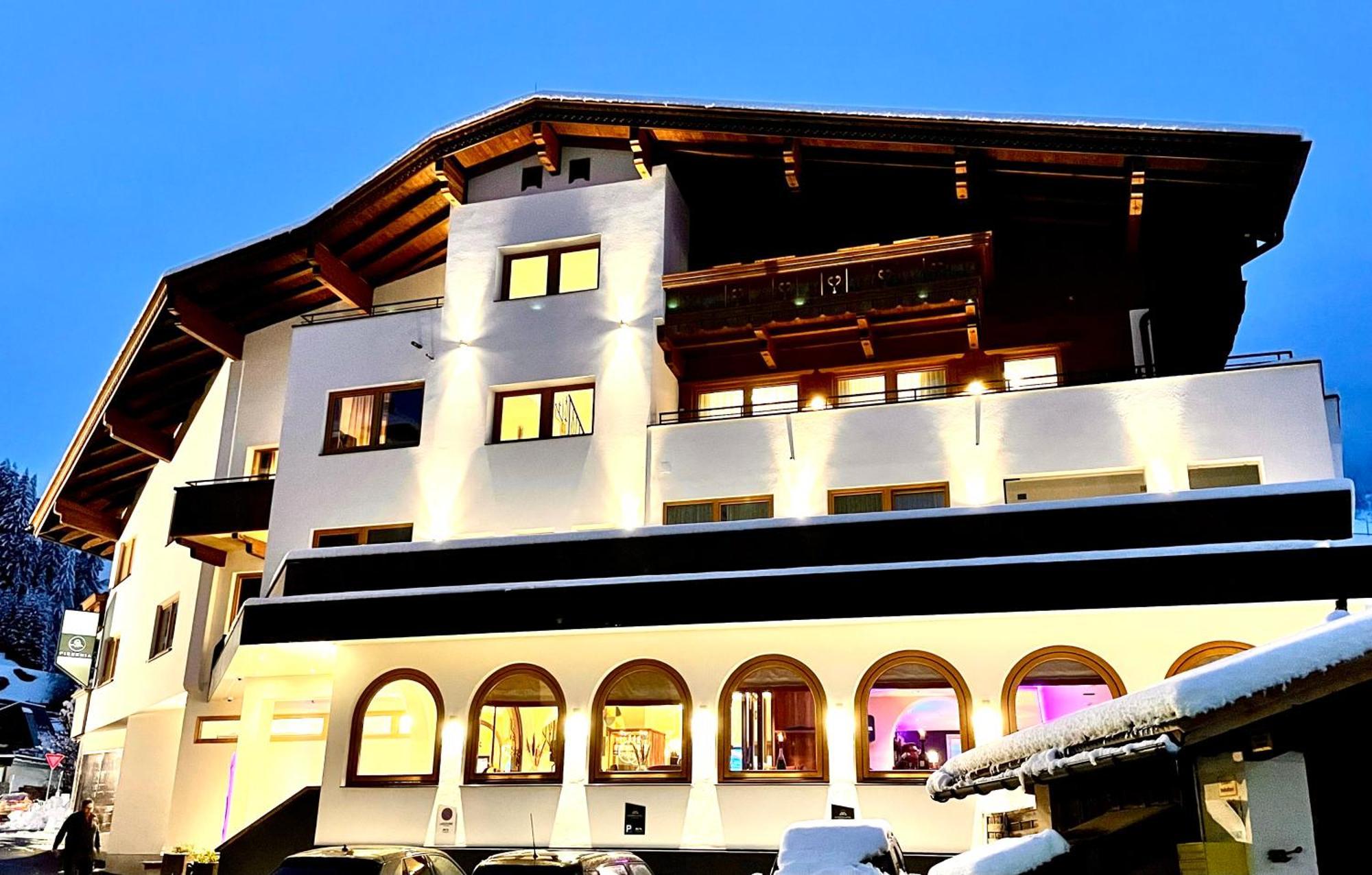 Aparthotel Dorfplatzl Garni Тукс Экстерьер фото