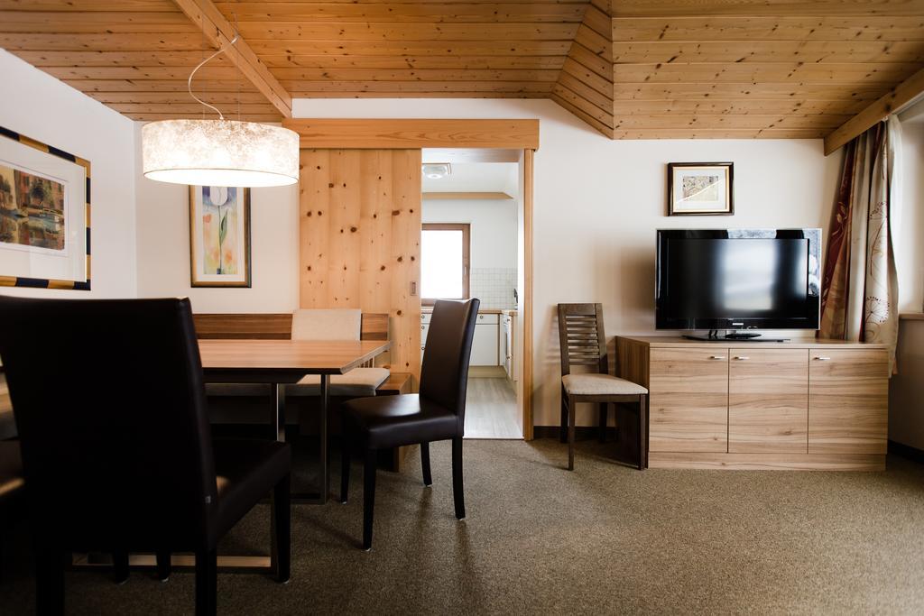 Aparthotel Dorfplatzl Garni Тукс Номер фото