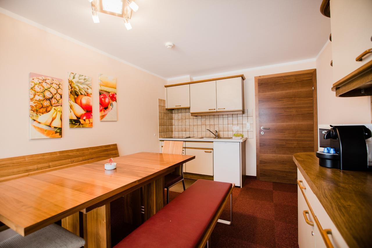 Aparthotel Dorfplatzl Garni Тукс Экстерьер фото