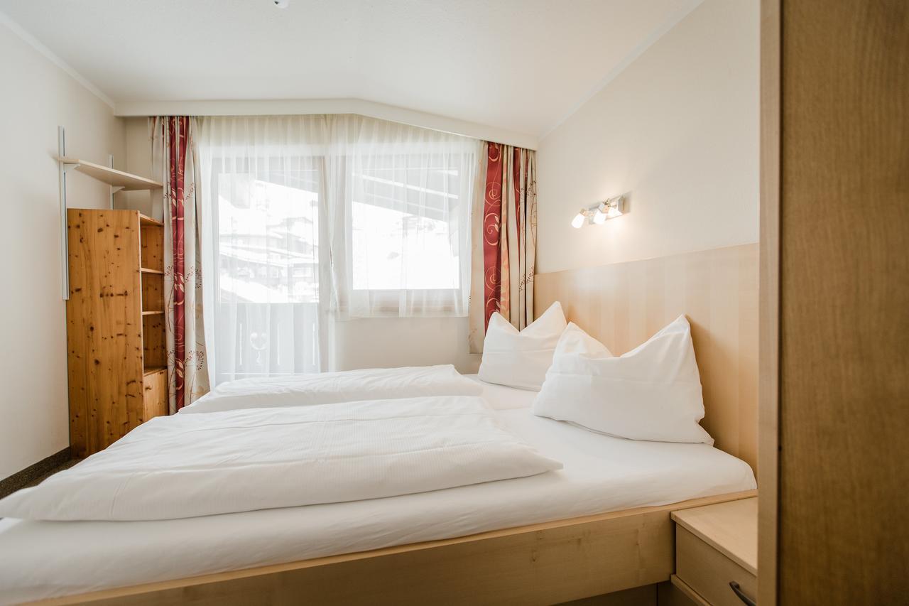 Aparthotel Dorfplatzl Garni Тукс Экстерьер фото
