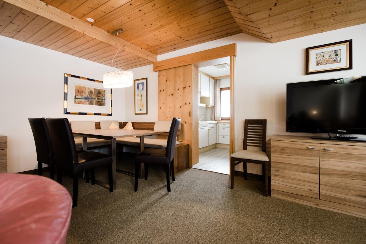Aparthotel Dorfplatzl Garni Тукс Экстерьер фото